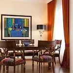 فندق Relais & Chateaux Buelow Palais