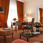 فندق Relais & Chateaux Buelow Palais 5*