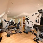 Relais & Chateaux Buelow Palais