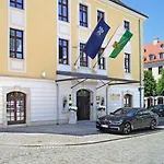 Relais & Chateaux Buelow Palais فندق دريسدن
