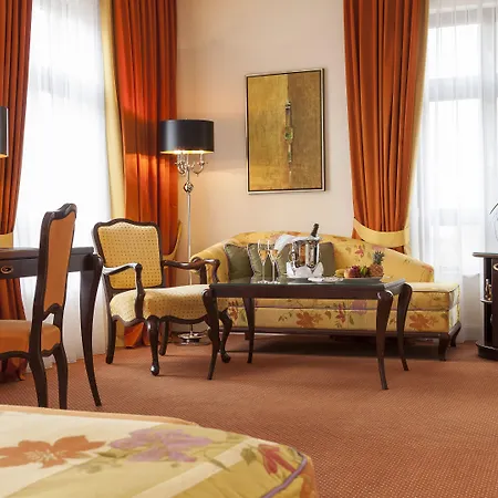Szálloda Relais & Chateaux Buelow Palais Drezda