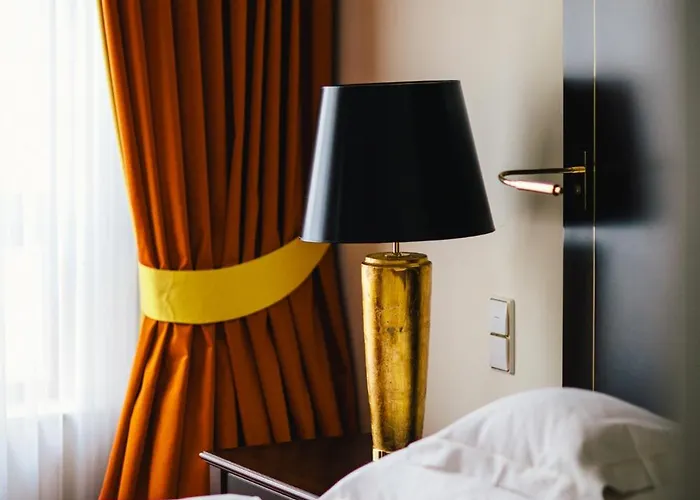 Relais & Chateaux Buelow Palais מלון 5*