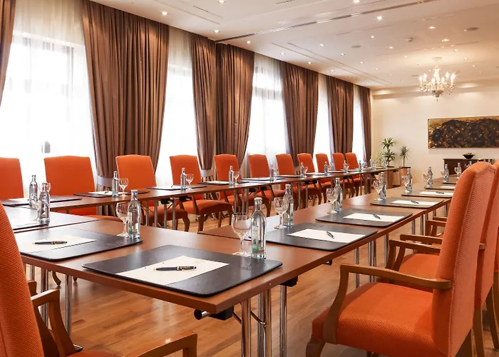 מלון Relais & Chateaux Buelow Palais דרזדן