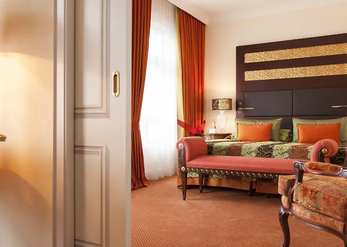 Отель Relais & Chateaux Buelow Palais Дрезден