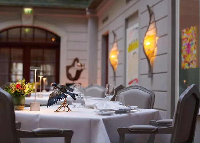 Relais & Chateaux Buelow Palais Дрезден