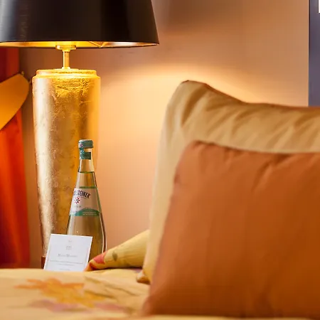 Relais & Chateaux Buelow Palais Hotel Dresden