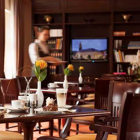 Relais & Chateaux Buelow Palais 5* Dresden