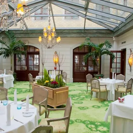 Hotel Relais & Chateaux Buelow Palais Dresden