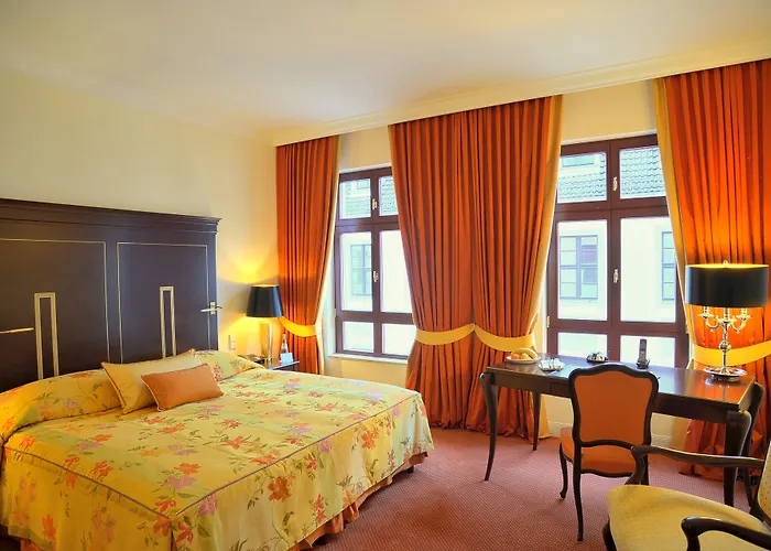 Relais&châteaux Bülow Palais 5*